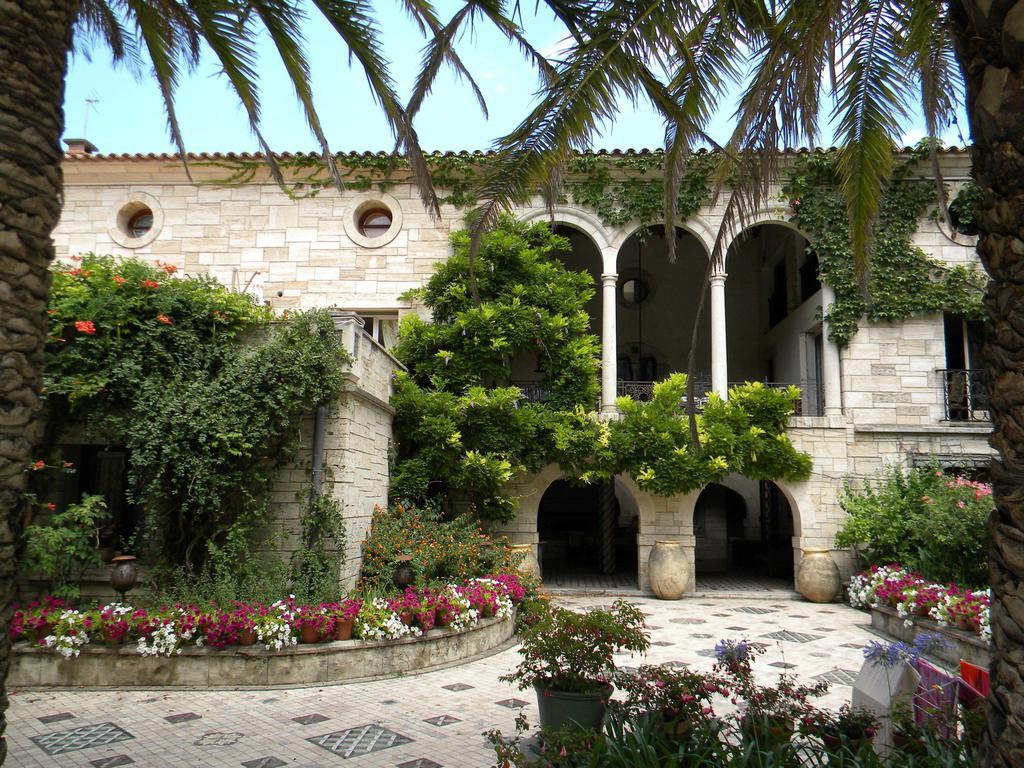 Les Arbousiers Hotel Céret Exterior foto