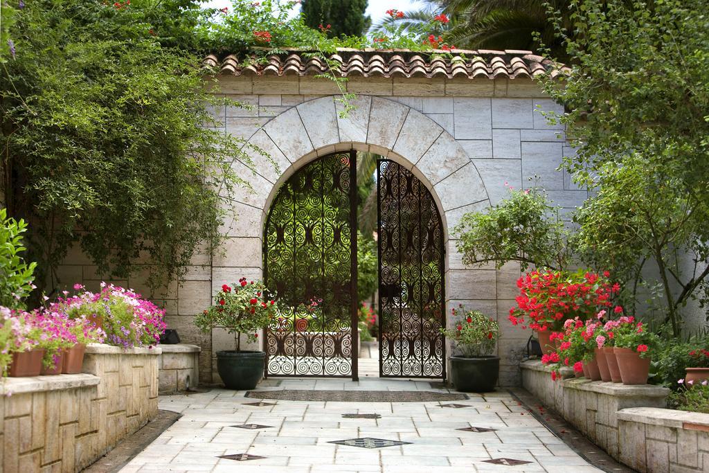 Les Arbousiers Hotel Céret Exterior foto